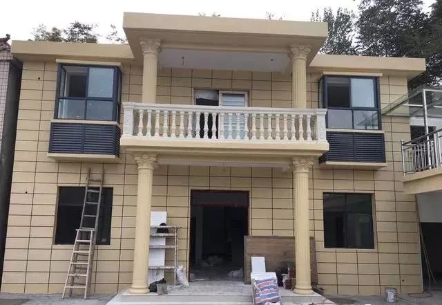 農村自建房巧用羅馬柱，讓房子高端大氣還不貴！