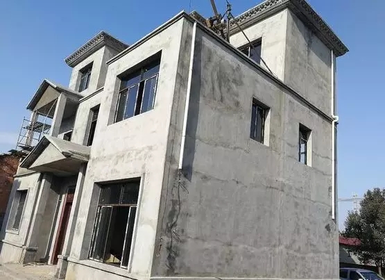 【自建房案例】網友30萬蓋三層自建房，建成效果讓鄰居紛紛仿建！