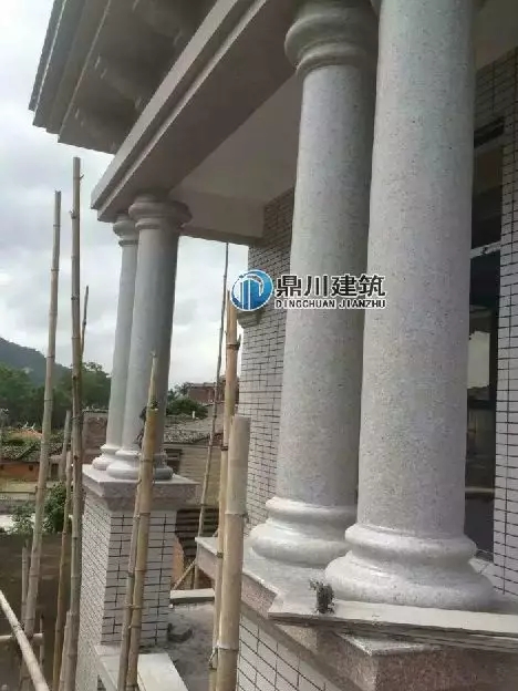 歐式風(fēng)格別墅怎能少了羅馬柱？來看羅馬柱的完美應(yīng)用！