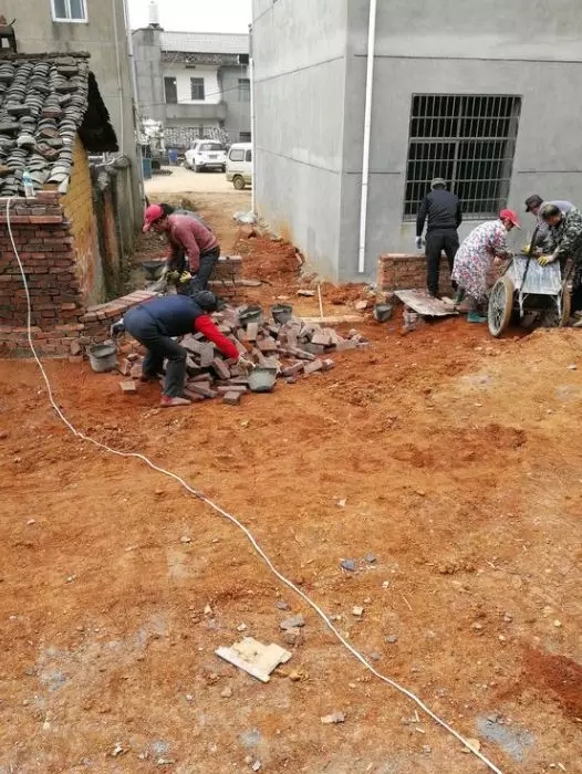 【自建房案例】網友30萬蓋三層自建房，建成效果讓鄰居紛紛仿建！