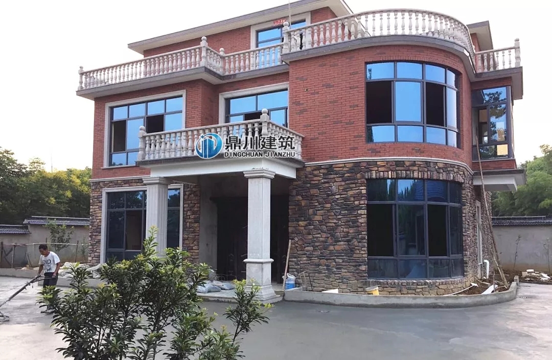農村自建房巧用羅馬柱，讓房子高端大氣還不貴！